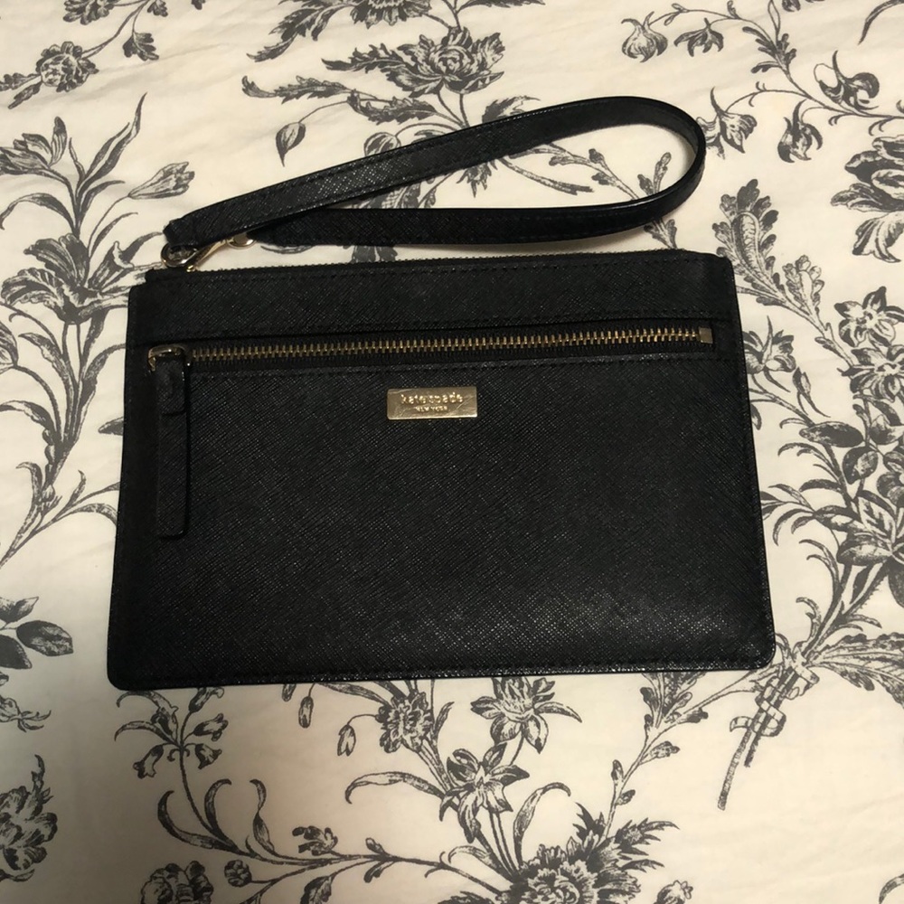 COPY - Kate Spade Wristlet